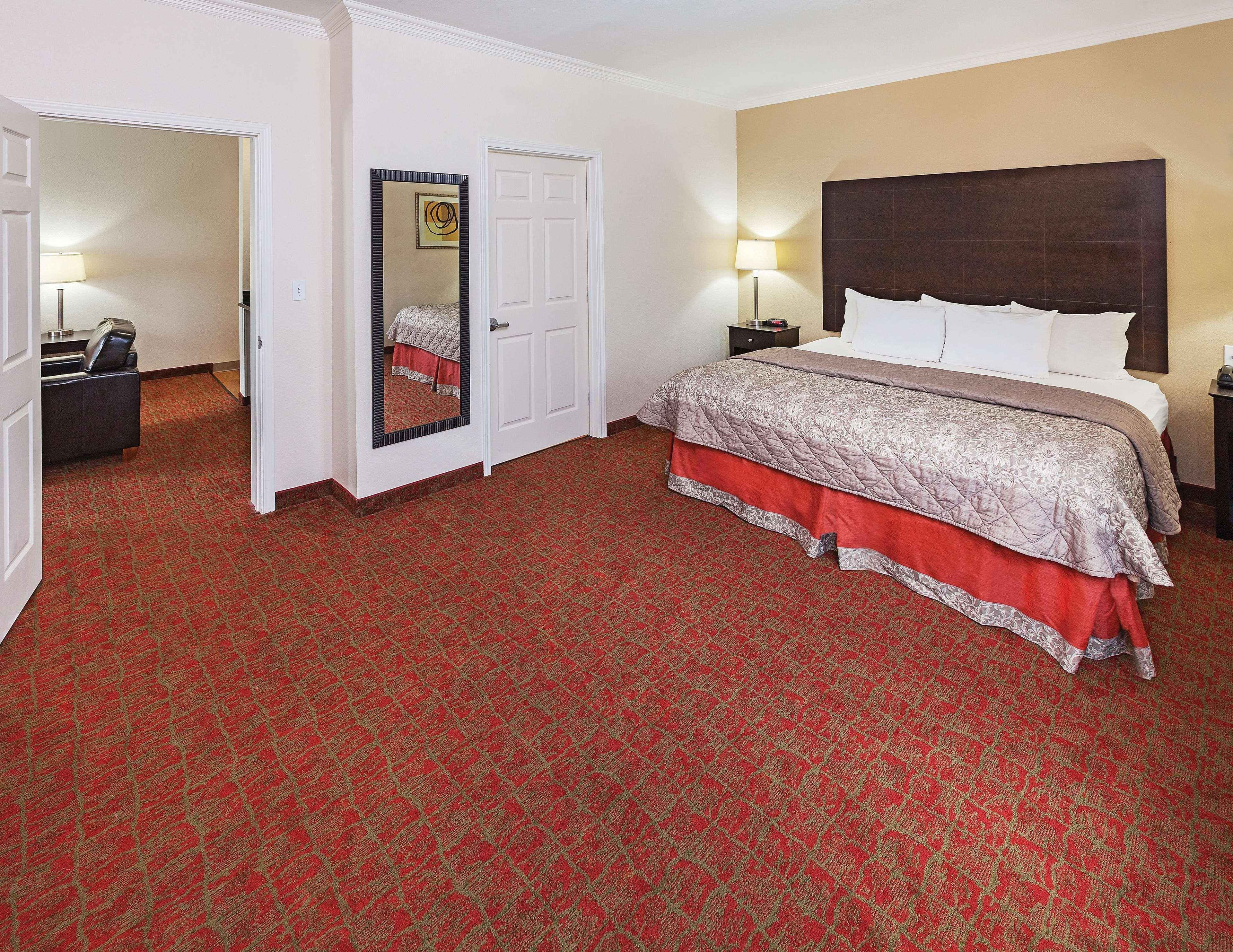 La Quinta By Wyndham Columbus Tx Exterior foto